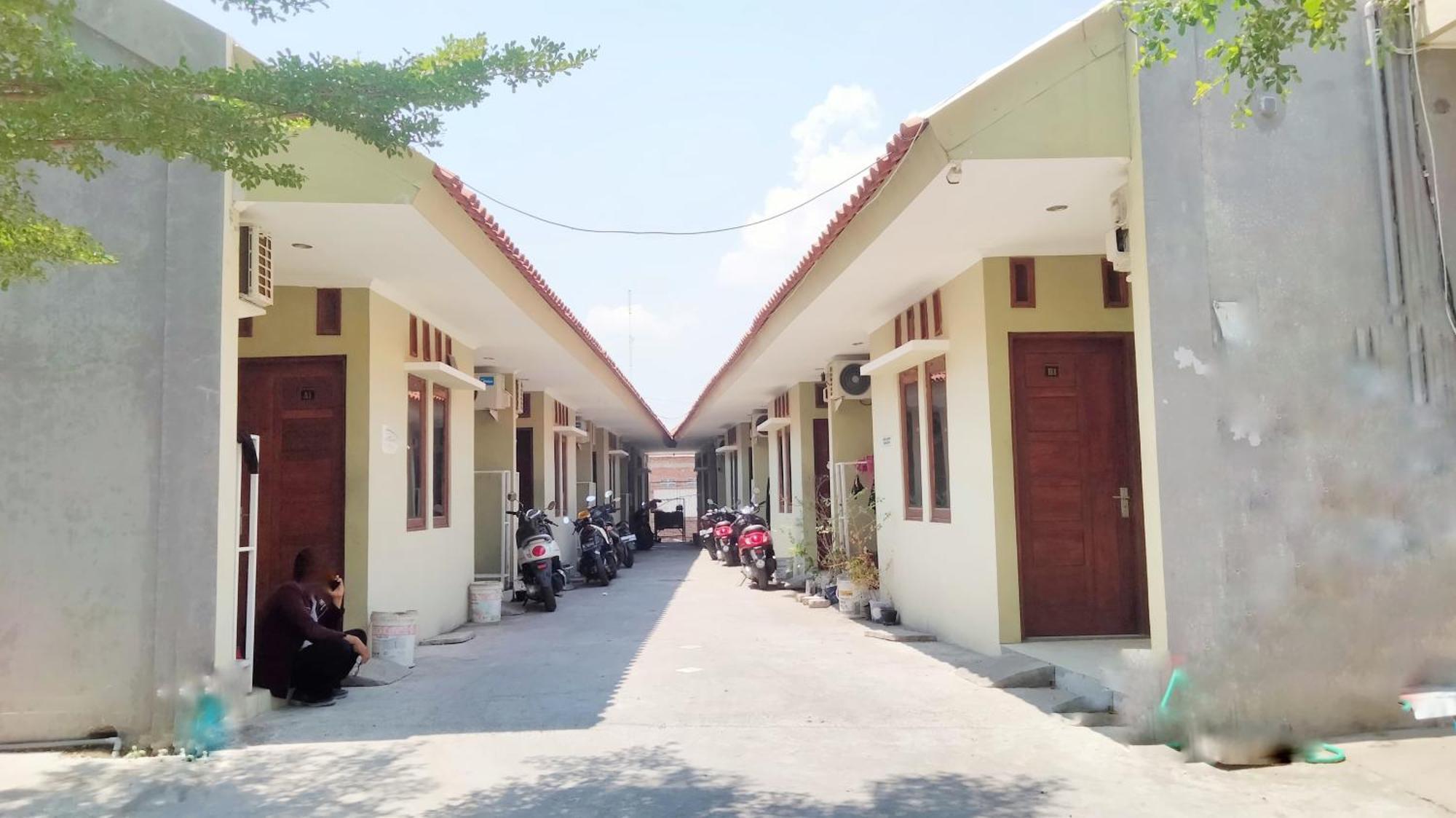 Wisma Mutiara Near Alun Alun Demak Mitra Reddoorz Exterior photo